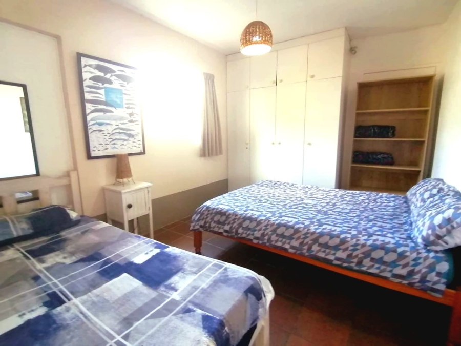 To Let 2 Bedroom Property for Rent in Wavecrest Eastern Cape